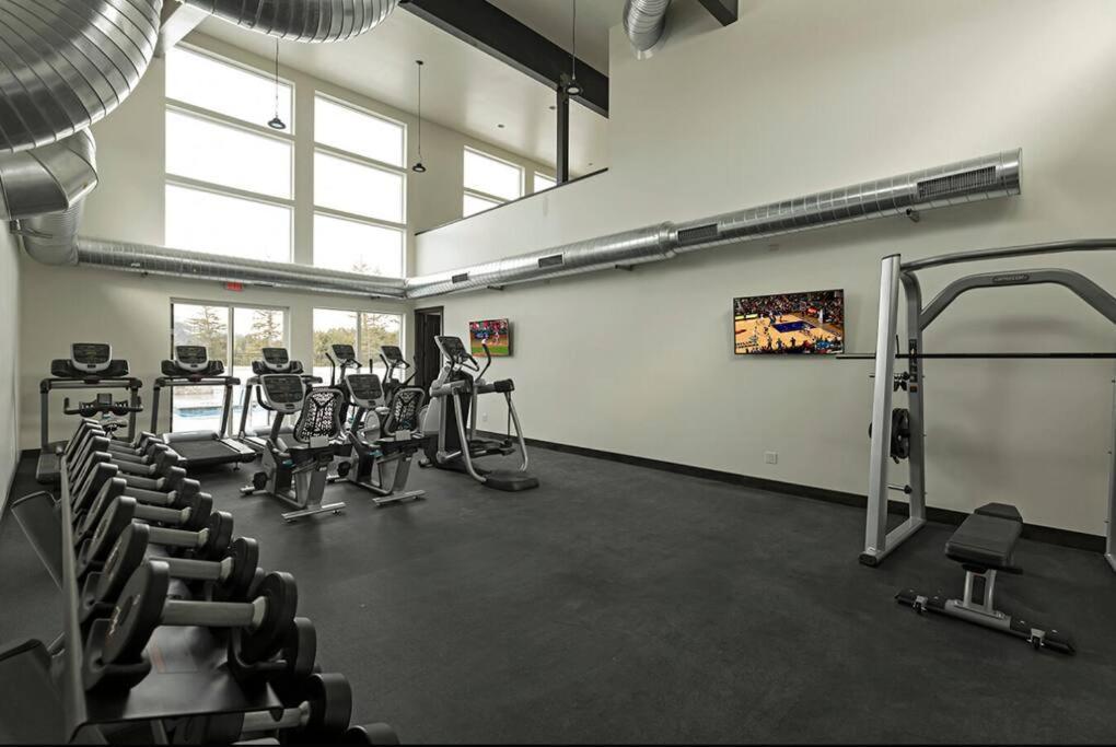 Brand New Upscale Home- Best Location! Whitefish Exterior photo